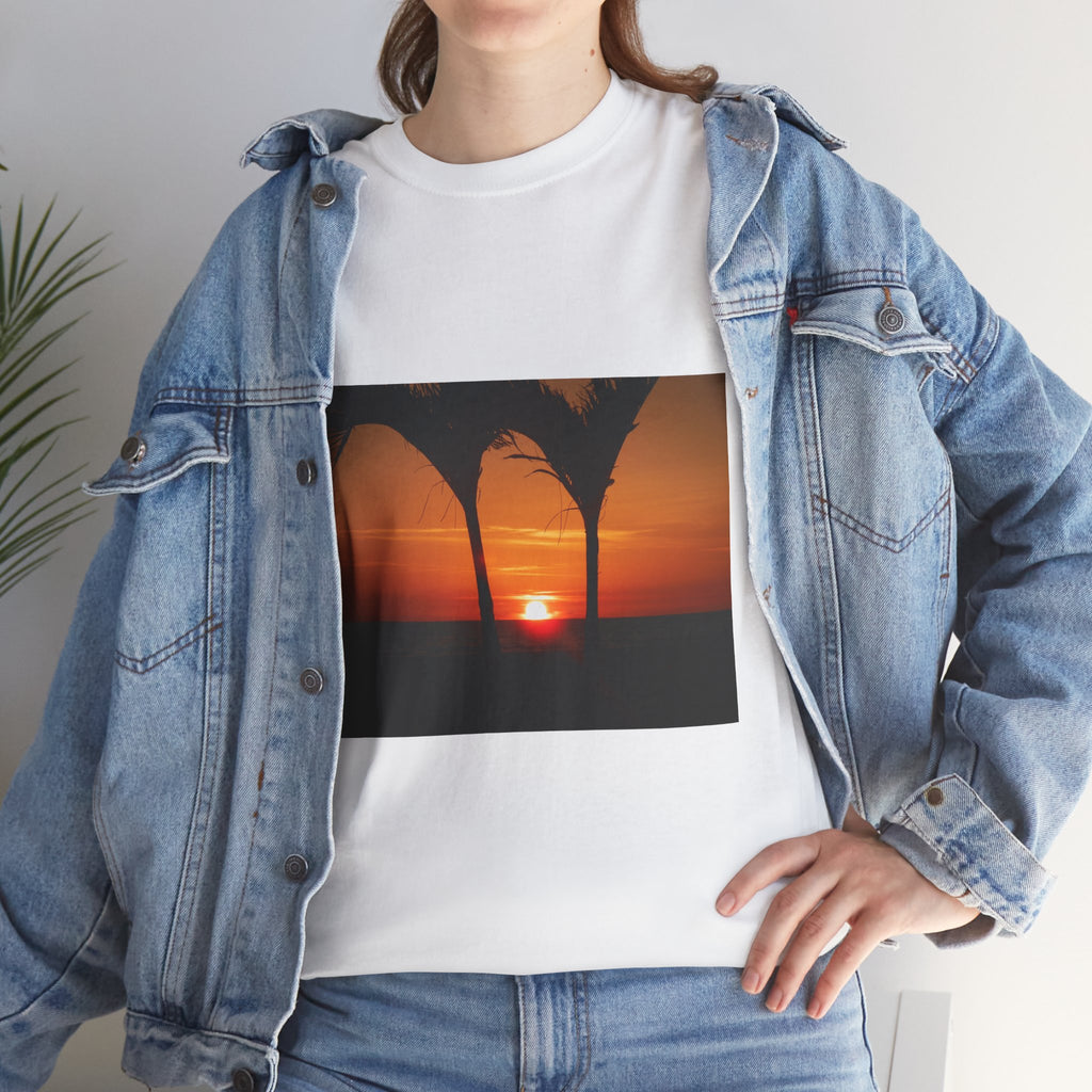 Unisex Sunset Palm Trees Swaying Heavy Cotton Tee