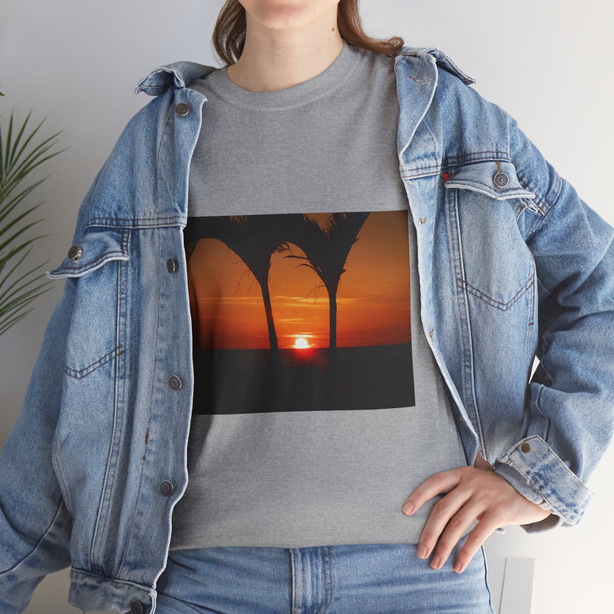 Unisex Sunset Palm Trees Swaying Heavy Cotton Tee